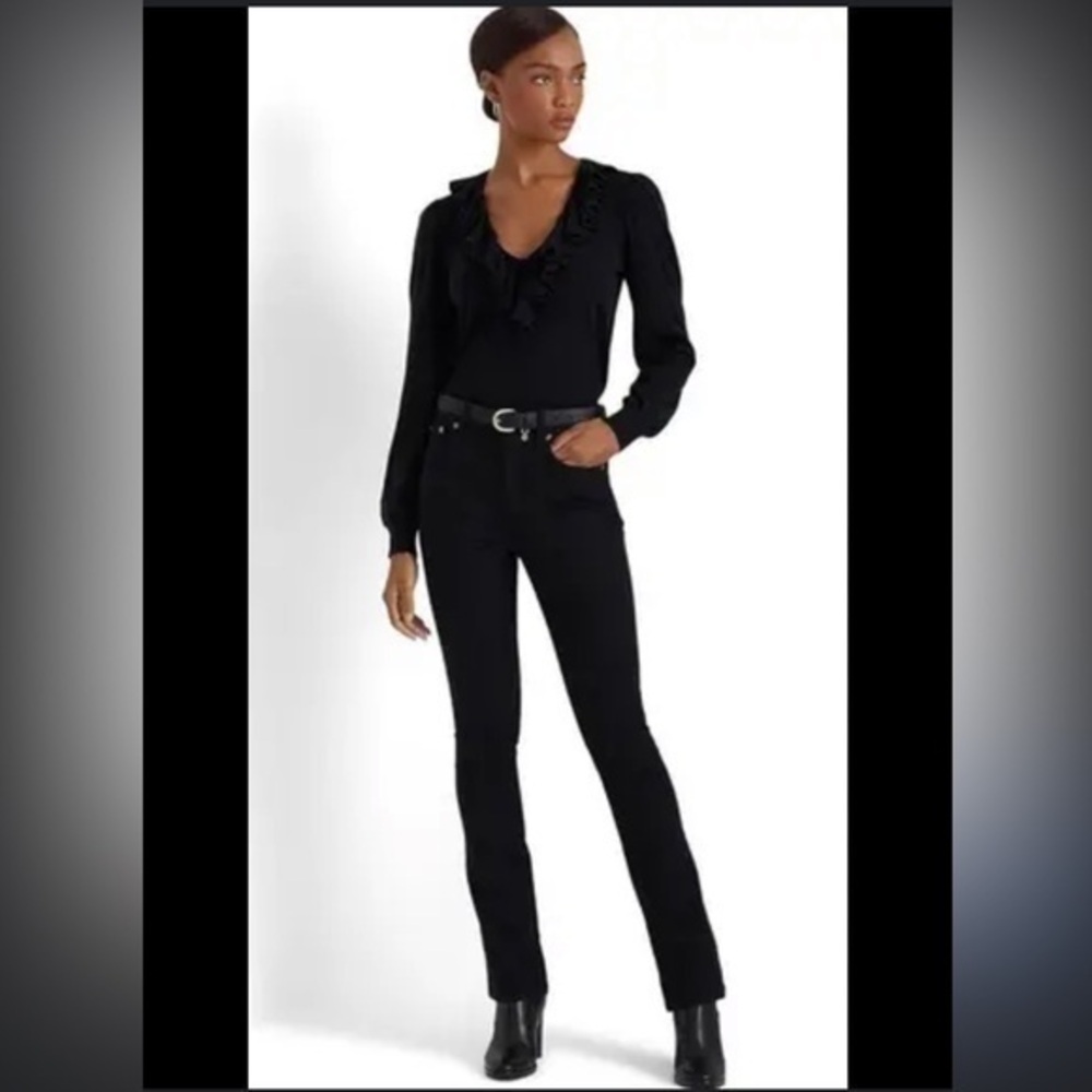 New ▶️ Ralph Lauren ◀️ Women's
Ruffle Trim Jersey Sweater
Black Plus 1X